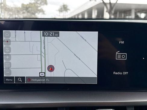 Used 2025 Kia Telluride S image 14