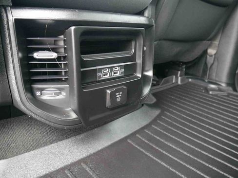 Used 2021 RAM 1500 Big Horn image 16