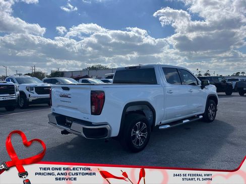 New 2026 GMC Sierra 1500 SLE image 7