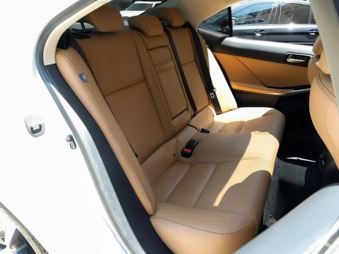 Used 2018 Lexus IS 300 AWD w/ Premium Package image 42