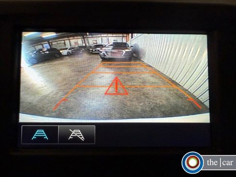 Used 2018 Chevrolet Equinox LT image 27