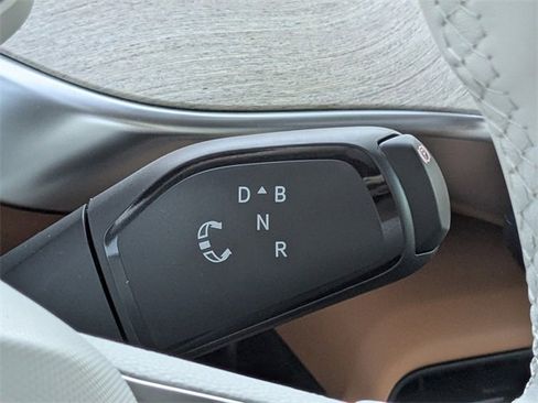 New 2025 Volkswagen ID. Buzz Pro S Plus image 30