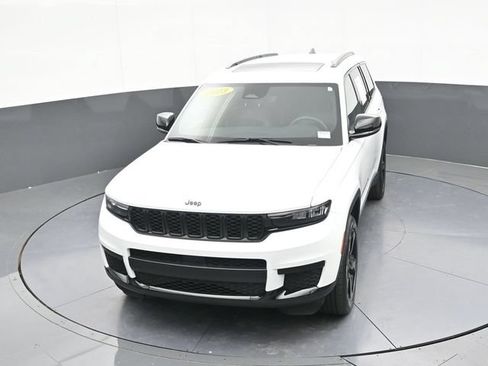 Used 2023 Jeep Grand Cherokee L Laredo AWD/4WD image 67