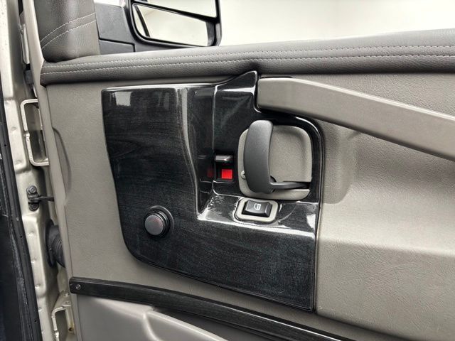 Used 2022 Chevrolet Express 2500 Extended w/ Enhanced Convenience Package RWD image 22