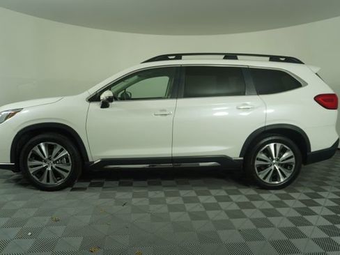 Certified 2022 Subaru Ascent Limited AWD/4WD image 4