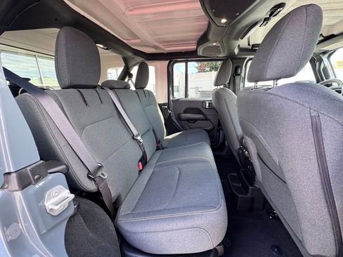 Certified 2025 Jeep Wrangler Unlimited Sahara image 20