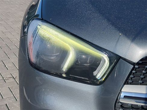 Used 2021 Mercedes-Benz GLE 450 4MATIC image 11