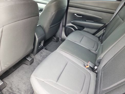 Used 2025 Hyundai Tucson SE AWD/4WD image 11