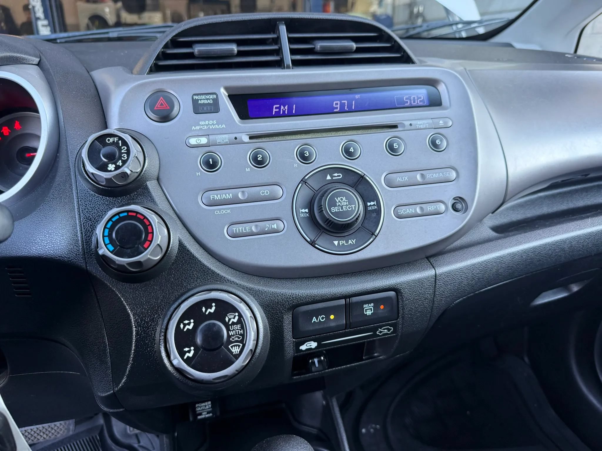 Used 2009 Honda Fit Sport image 18
