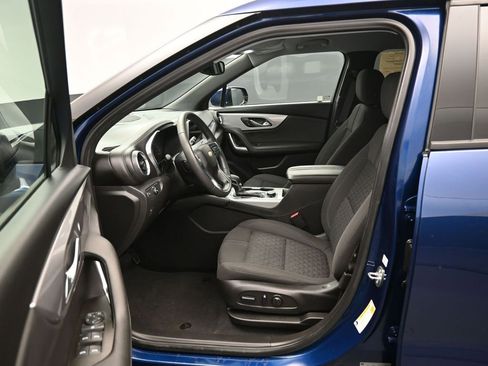 Used 2022 Chevrolet Blazer LT image 9