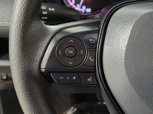 Used 2025 Toyota RAV4 XLE FWD image 24