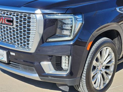 Used 2023 GMC Yukon Denali AWD/4WD image 9