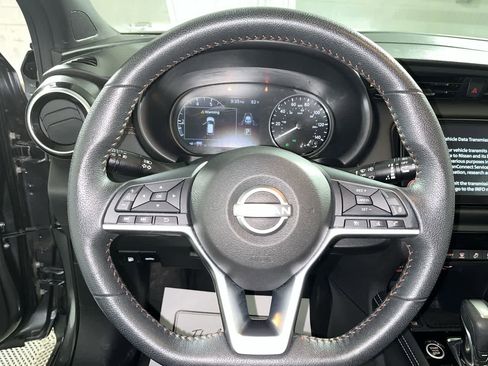 Used 2024 Nissan Kicks SR image 16