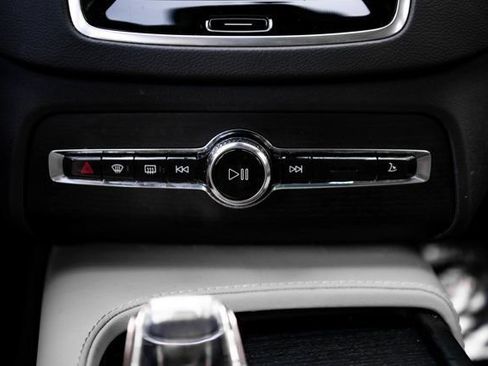 Used 2023 Volvo XC90 B6 Ultimate AWD/4WD image 30