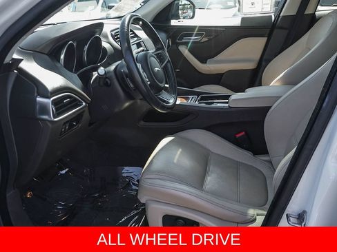 Used 2018 Jaguar F-PACE Prestige AWD/4WD image 17