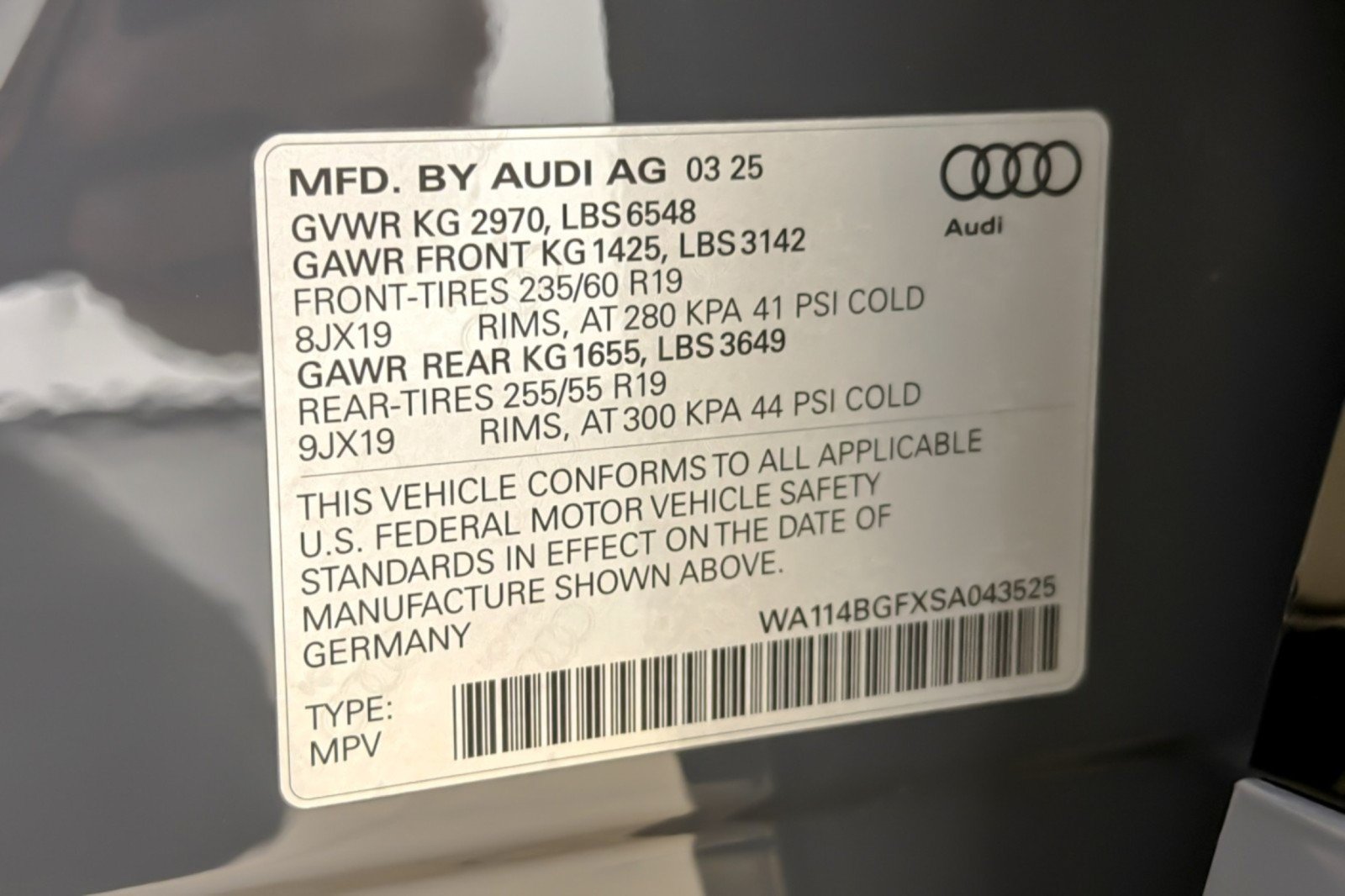 Used 2025 Audi Q6 e-tron Premium w/ Convenience Package AWD/4WD image 26