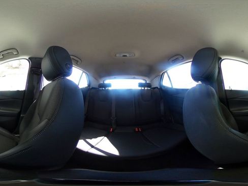 Used 2025 Buick Encore GX Preferred image 40