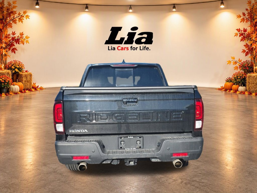 Certified 2024 Honda Ridgeline Black Edition image 6