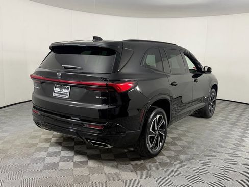 Used 2025 Buick Enclave Sport Touring image 7