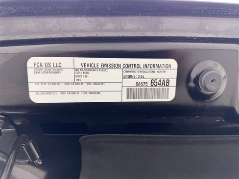 Used 2025 Jeep Gladiator Mojave w/ Safety Group image 76