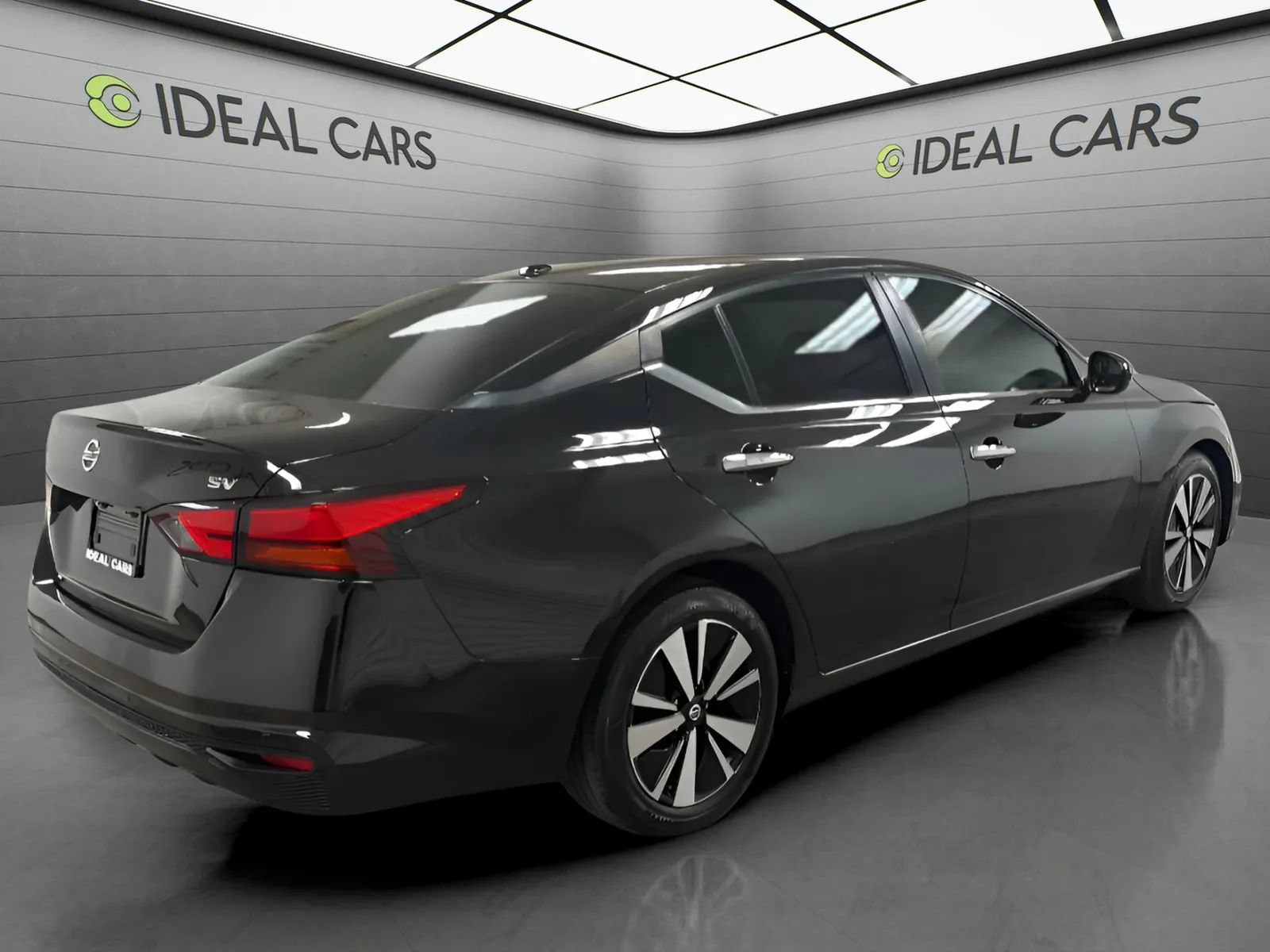 Used 2022 Nissan Altima 2.5 SV FWD image 5