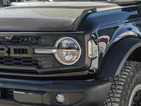 Used 2022 Ford Bronco Big Bend w/ Sasquatch Package AWD/4WD image 2