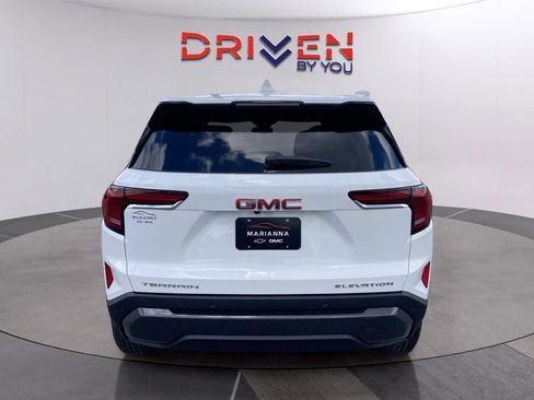 New 2026 GMC Terrain Elevation image 4