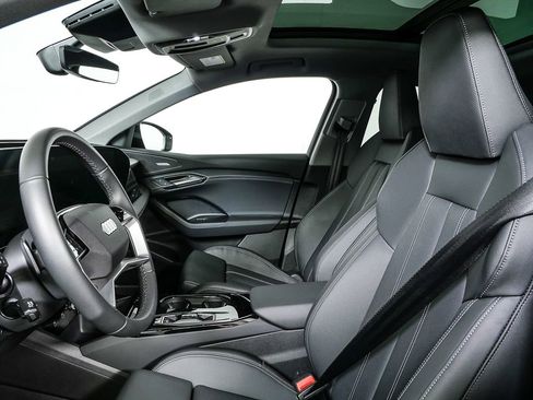 Certified 2025 Audi Q6 e-tron Prestige w/ Black Warm Weather Package AWD/4WD image 5
