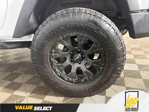 Used 2013 Jeep Wrangler Sport AWD/4WD image 21