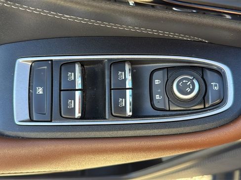 Used 2021 Subaru Outback Touring XT image 17