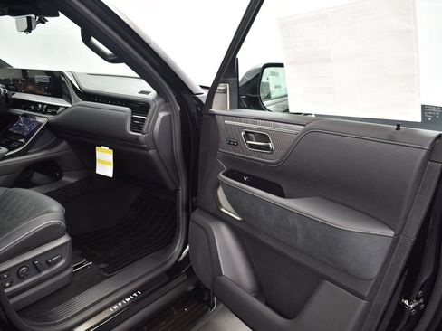 New 2026 INFINITI QX80 Autograph w/ Premium Cargo Package image 23