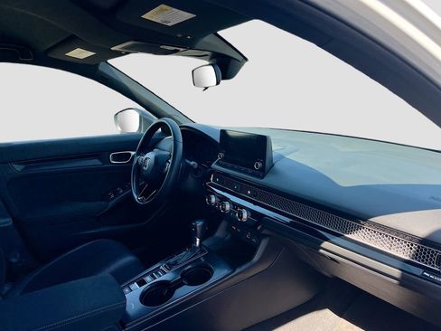 Used 2023 Honda Civic Sport image 27