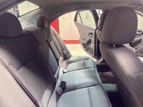 Used 2015 Chevrolet Malibu LS image 25