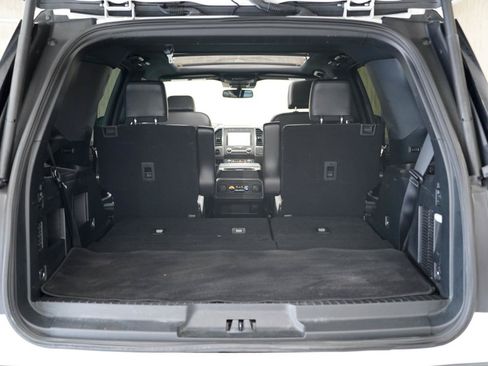 Used 2021 Ford Expedition XLT AWD/4WD image 42