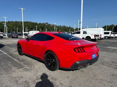 Used 2024 Ford Mustang GT RWD image 4