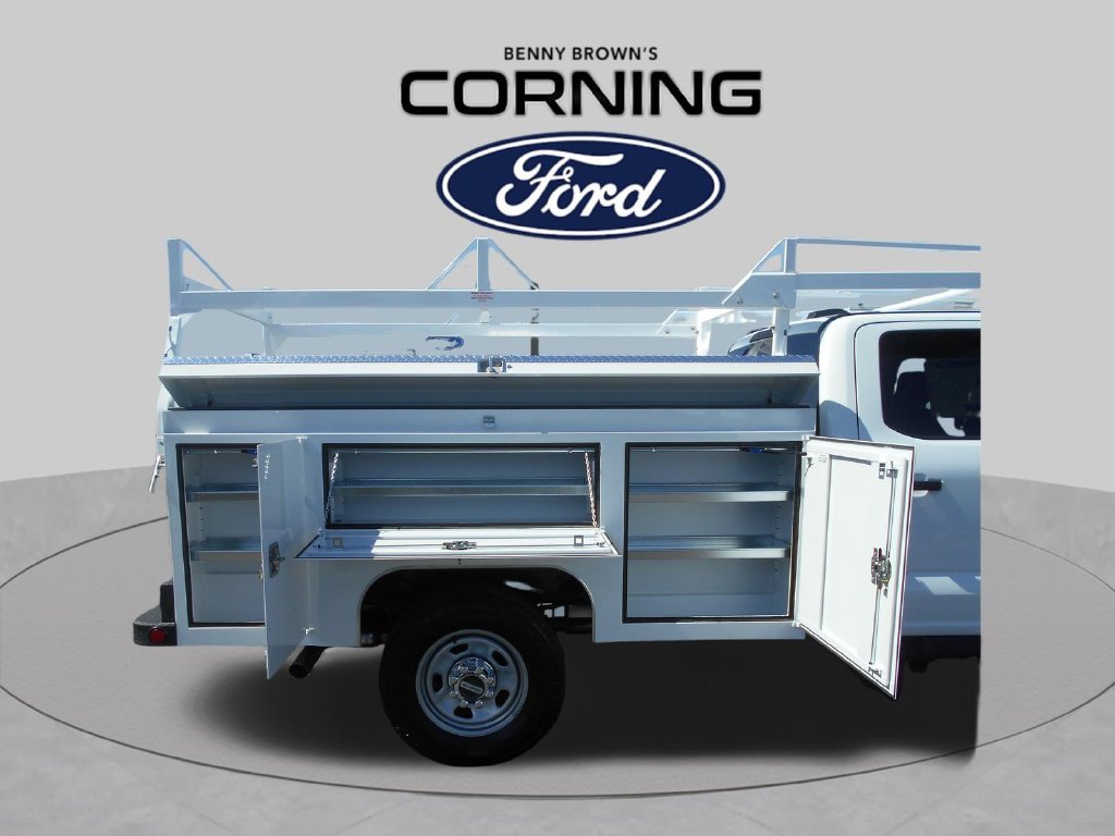 New 2026 Ford F350 XL w/ XL Chrome Package AWD/4WD image 5