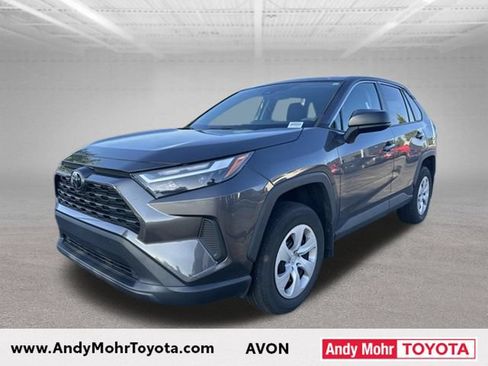 Used 2023 Toyota RAV4 LE AWD/4WD image 4