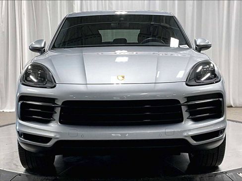 Used 2023 Porsche Cayenne image 13