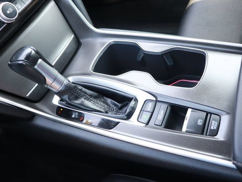Used 2022 Honda Accord Sport image 17