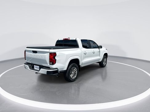 Used 2023 Chevrolet Colorado LT w/ LT Convenience Package II RWD image 9