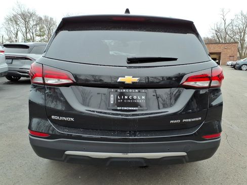 Used 2023 Chevrolet Equinox Premier image 6