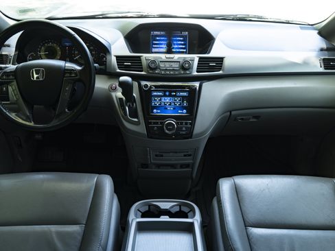 Used 2014 Honda Odyssey Touring image 27