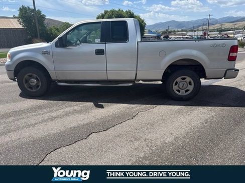 Used 2005 Ford F150 XLT AWD/4WD image 4
