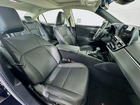 Used 2024 Lexus ES 350 image 29