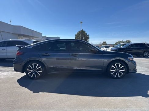 Certified 2024 Honda Civic EX-L image 6