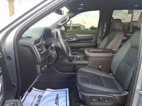 Used 2024 Chevrolet Tahoe RST w/ Luxury Package AWD/4WD image 26
