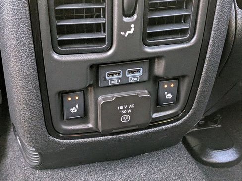 Used 2022 Dodge Durango GT image 26