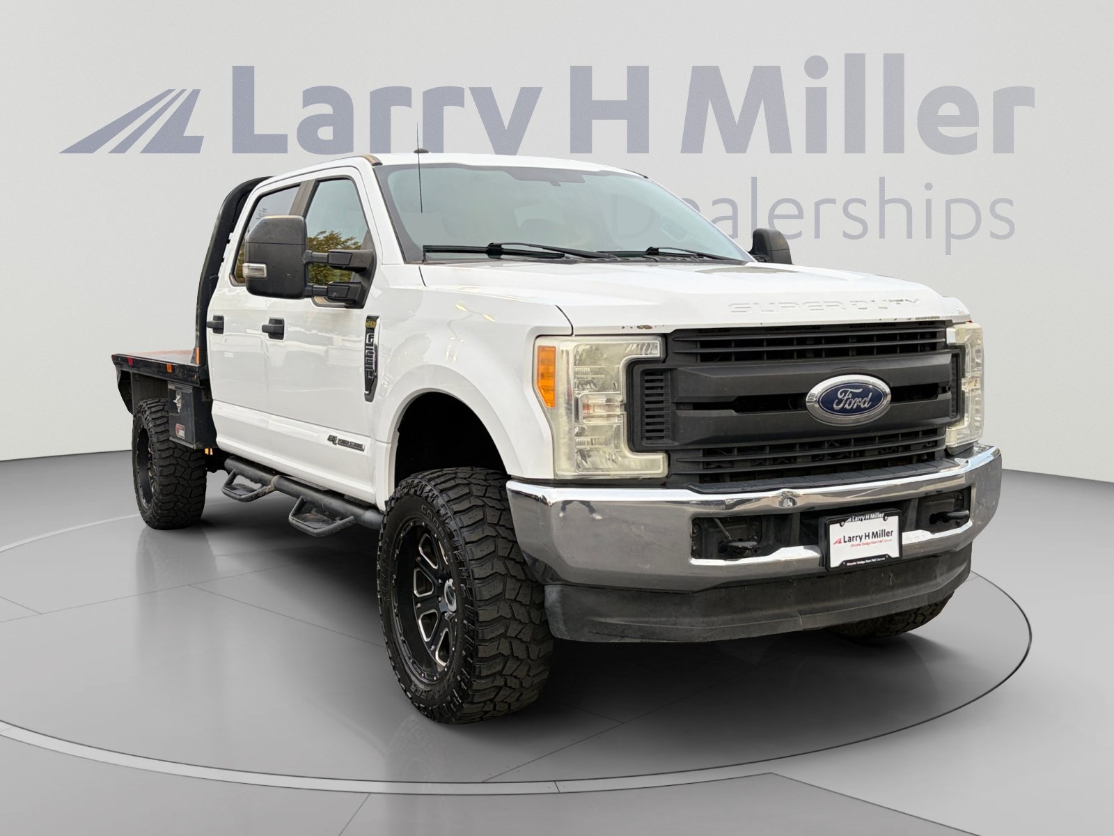 Used 2017 Ford F250 XL w/ Power Equipment Group AWD/4WD image 7