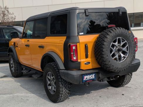 Used 2021 Ford Bronco Badlands image 7