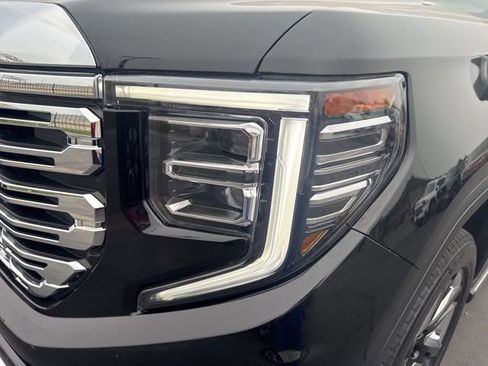 Used 2023 GMC Sierra 1500 Denali w/ Denali Reserve Package AWD/4WD image 22